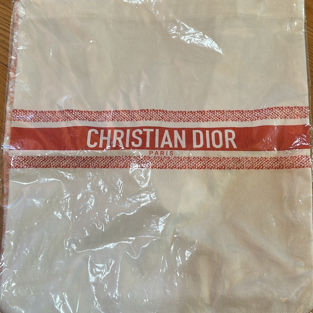 Christian Dior Necklace, Parfums Tote, Rouge Dior and Gifts Bundle  MSRP $735 - Picture 5 of 13